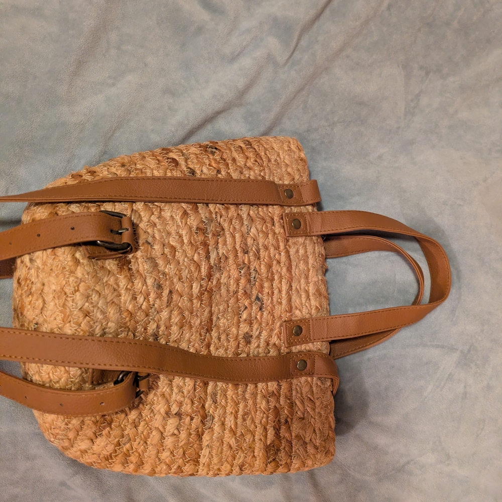 XIX Palms boho insulated cooler beach/picnic bag with towel/blanket straps - Picture 3 of 8